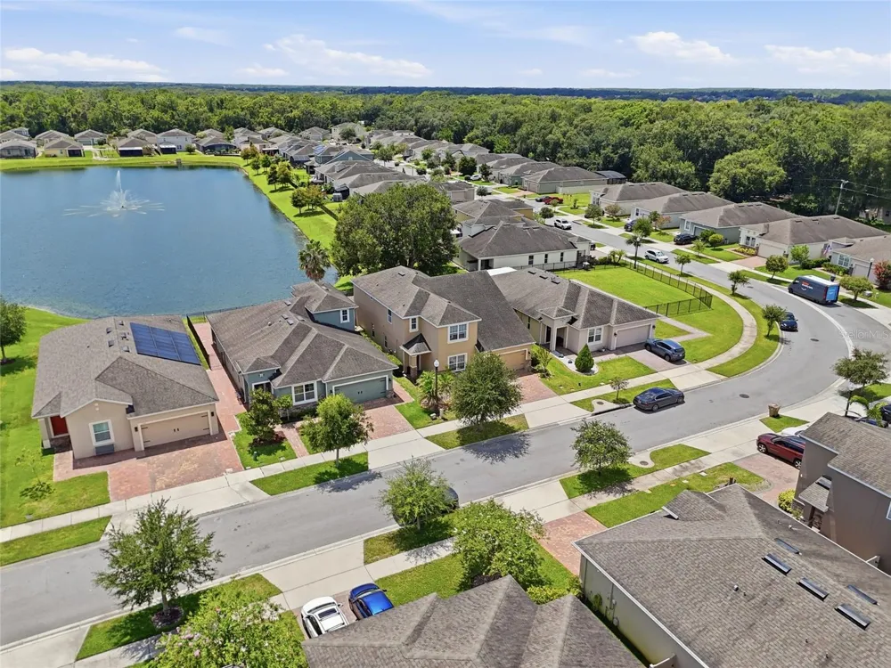 3318 STRATTON CIRCLE Kissimmee, FL 34744