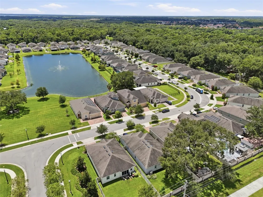 3318 STRATTON CIRCLE Kissimmee, FL 34744