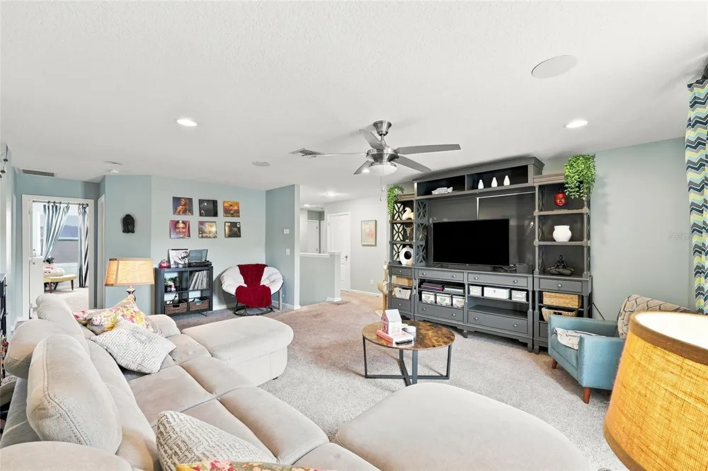 3318 STRATTON CIRCLE Kissimmee, FL 34744