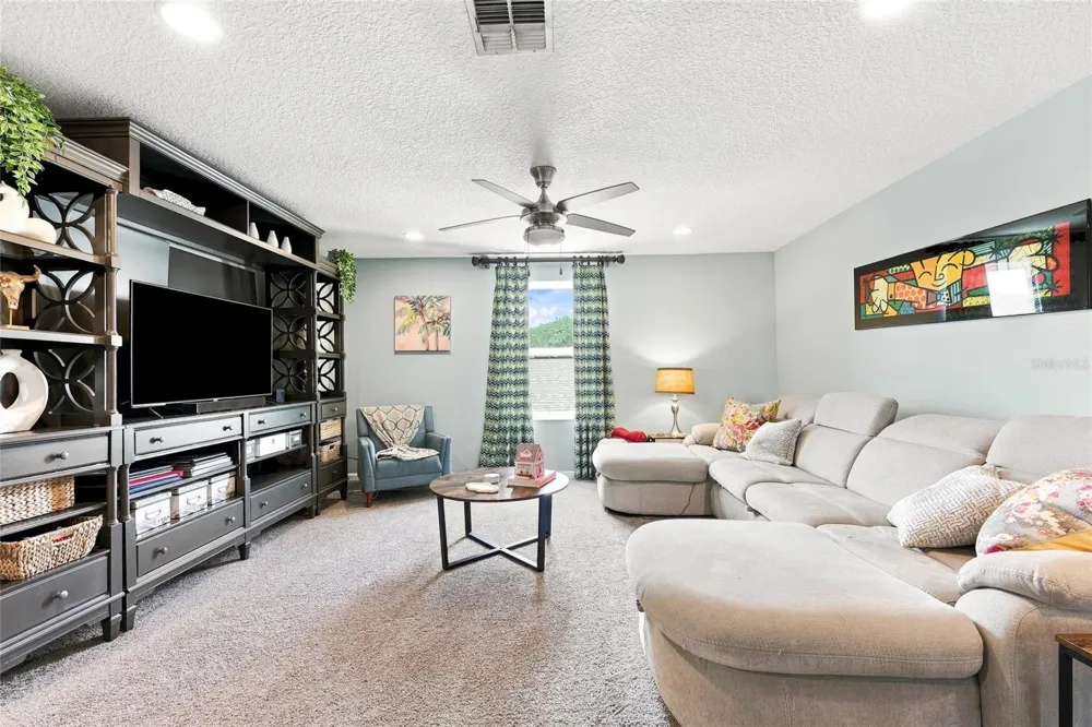 3318 STRATTON CIRCLE Kissimmee, FL 34744