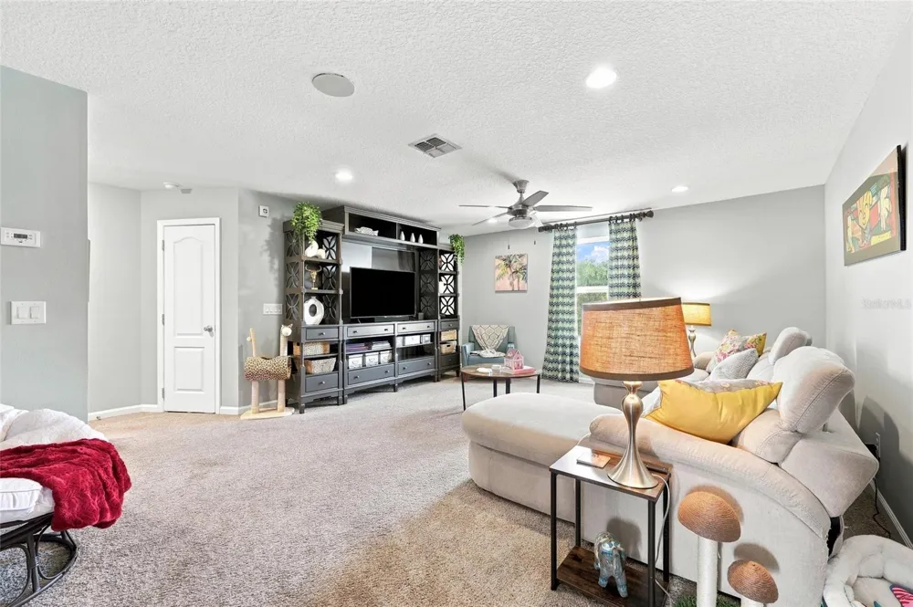 3318 STRATTON CIRCLE Kissimmee, FL 34744