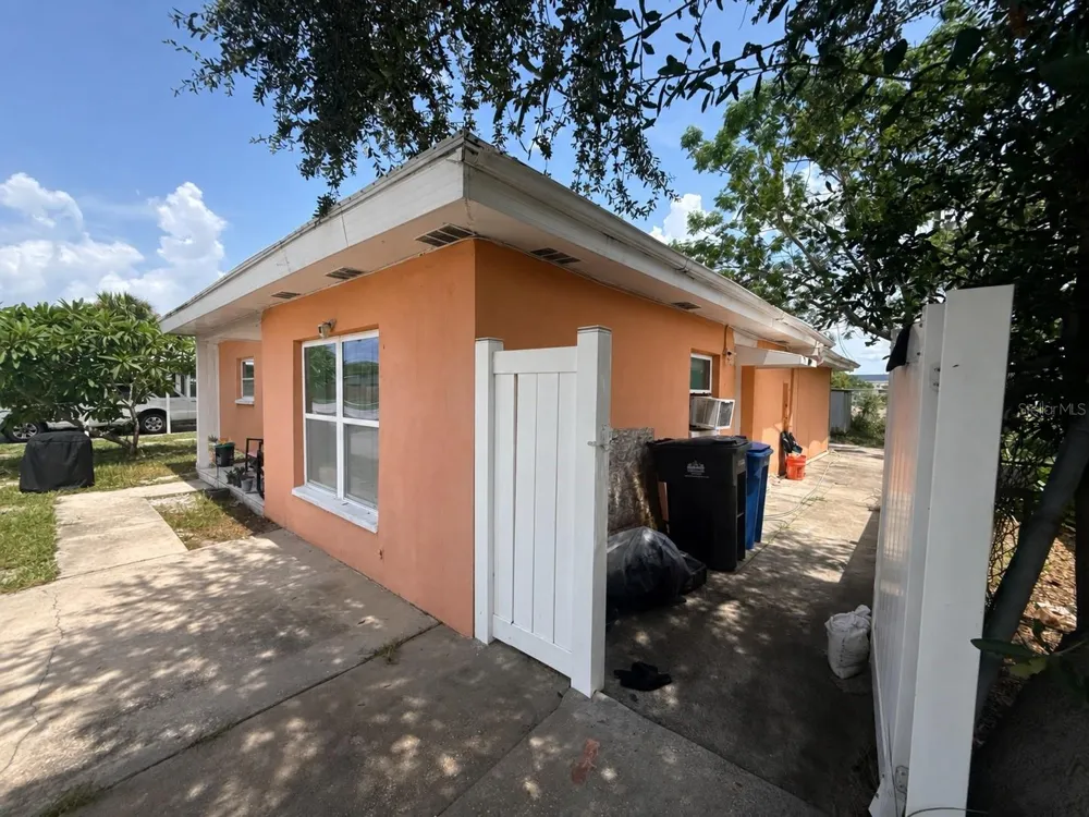 7507 W CARACAS STREET Tampa, FL 33615
