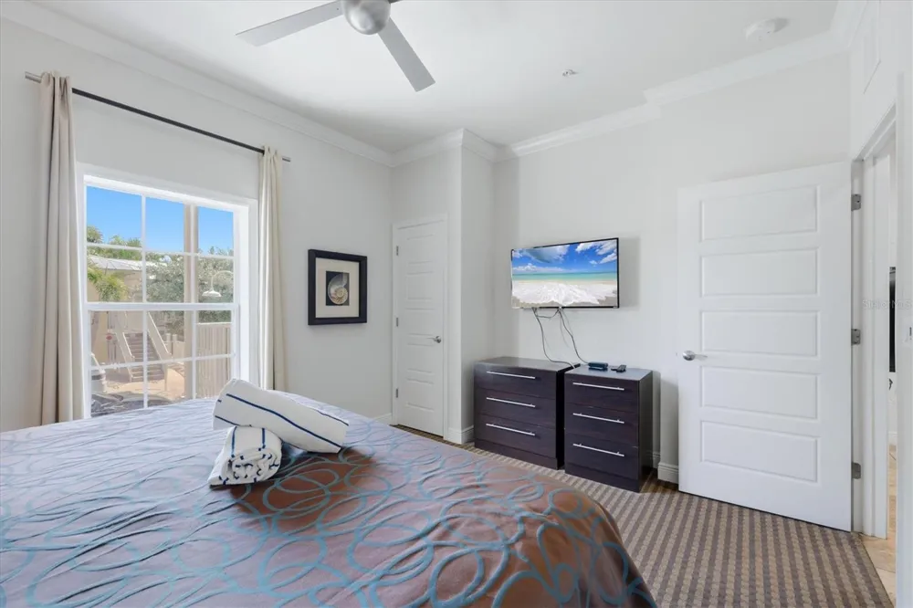 1020 SUN N SEA DRIVE #102 Sarasota, FL 34242