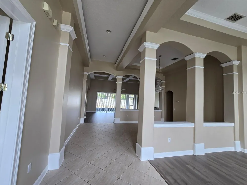 13613 LARSEN LANE Winter Garden, FL 34787