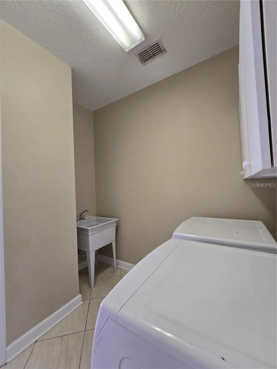 13613 LARSEN LANE Winter Garden, FL 34787