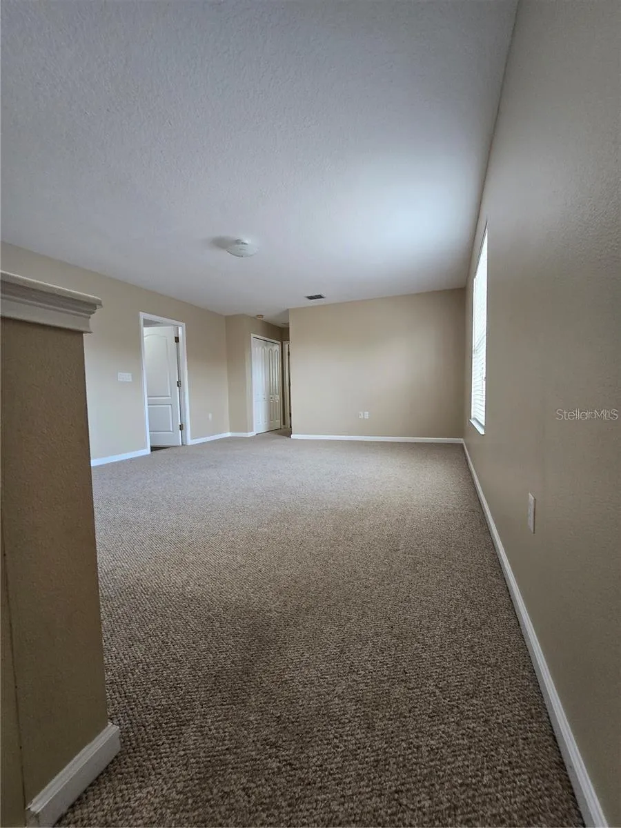13613 LARSEN LANE Winter Garden, FL 34787