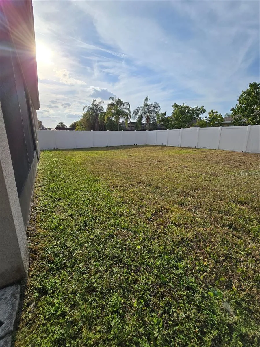 13613 LARSEN LANE Winter Garden, FL 34787