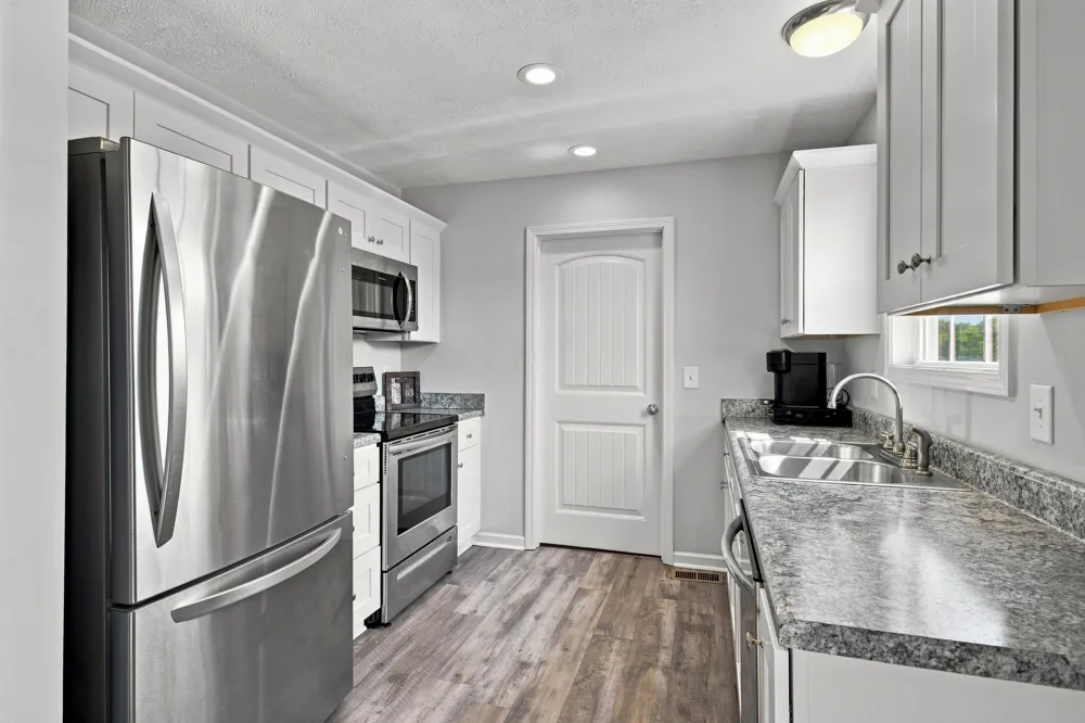 3615 Wynwood Dr Lewisburg, TN 37091