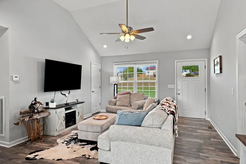 3615 Wynwood Dr Lewisburg, TN 37091