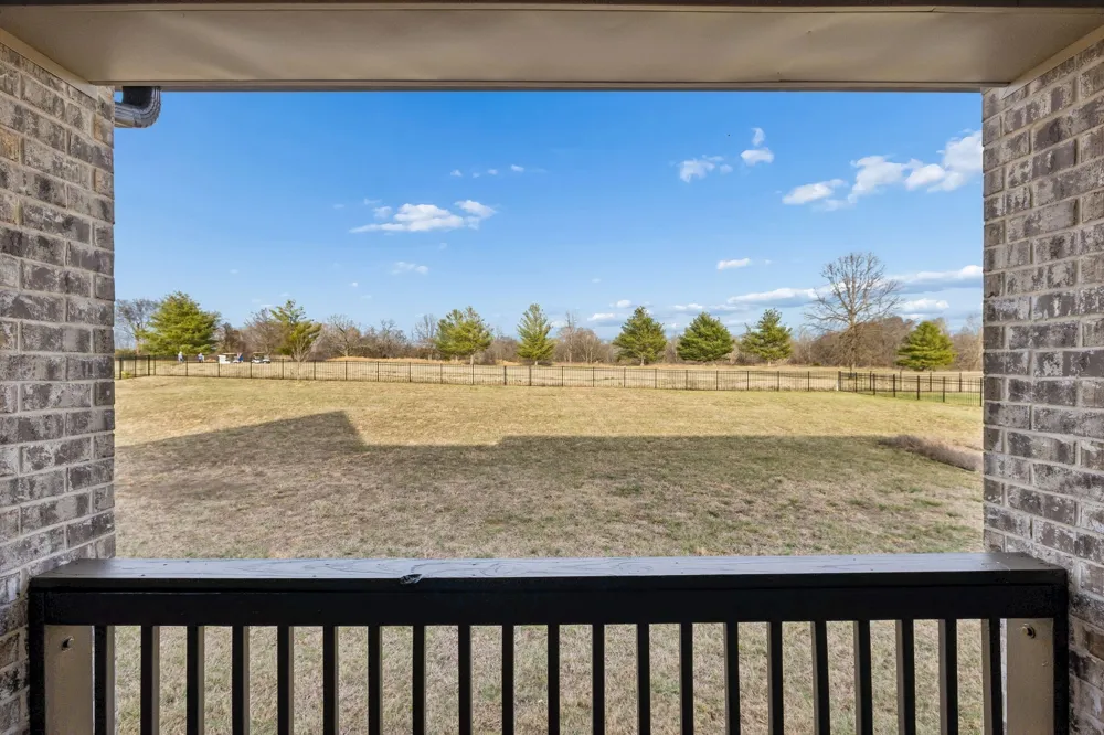 4155 Ironwood Dr Greenbrier, TN 37073
