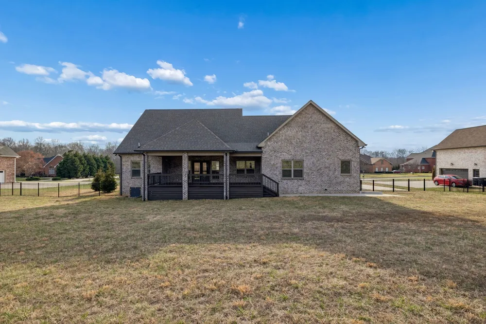 4155 Ironwood Dr Greenbrier, TN 37073