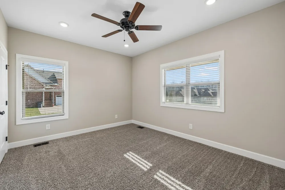 4155 Ironwood Dr Greenbrier, TN 37073