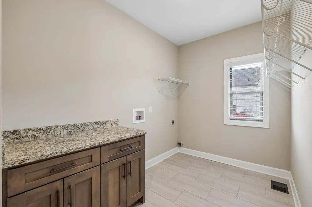 4155 Ironwood Dr Greenbrier, TN 37073