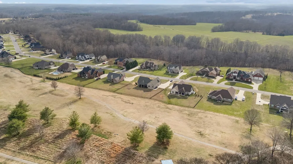 4155 Ironwood Dr Greenbrier, TN 37073