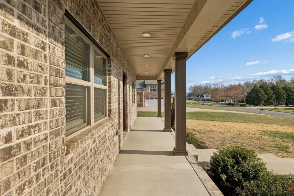 4155 Ironwood Dr Greenbrier, TN 37073