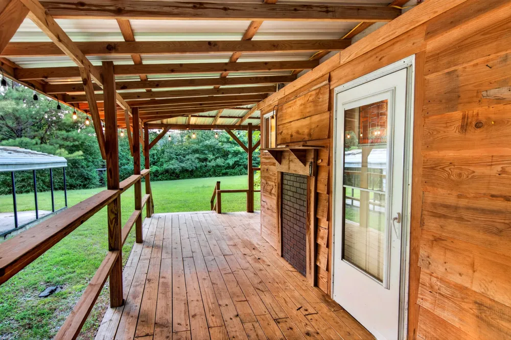 156 Sunshine Mountain Lane Mc Minnville, TN 37110