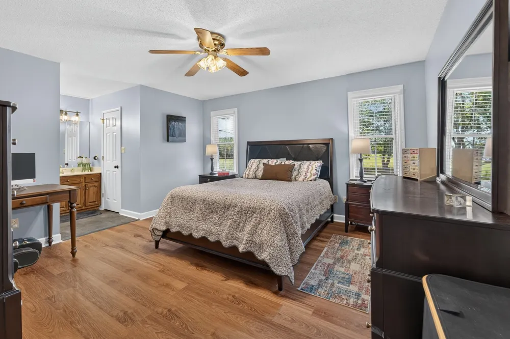 4023 Belle Orchard Dr Fayetteville, TN 37334