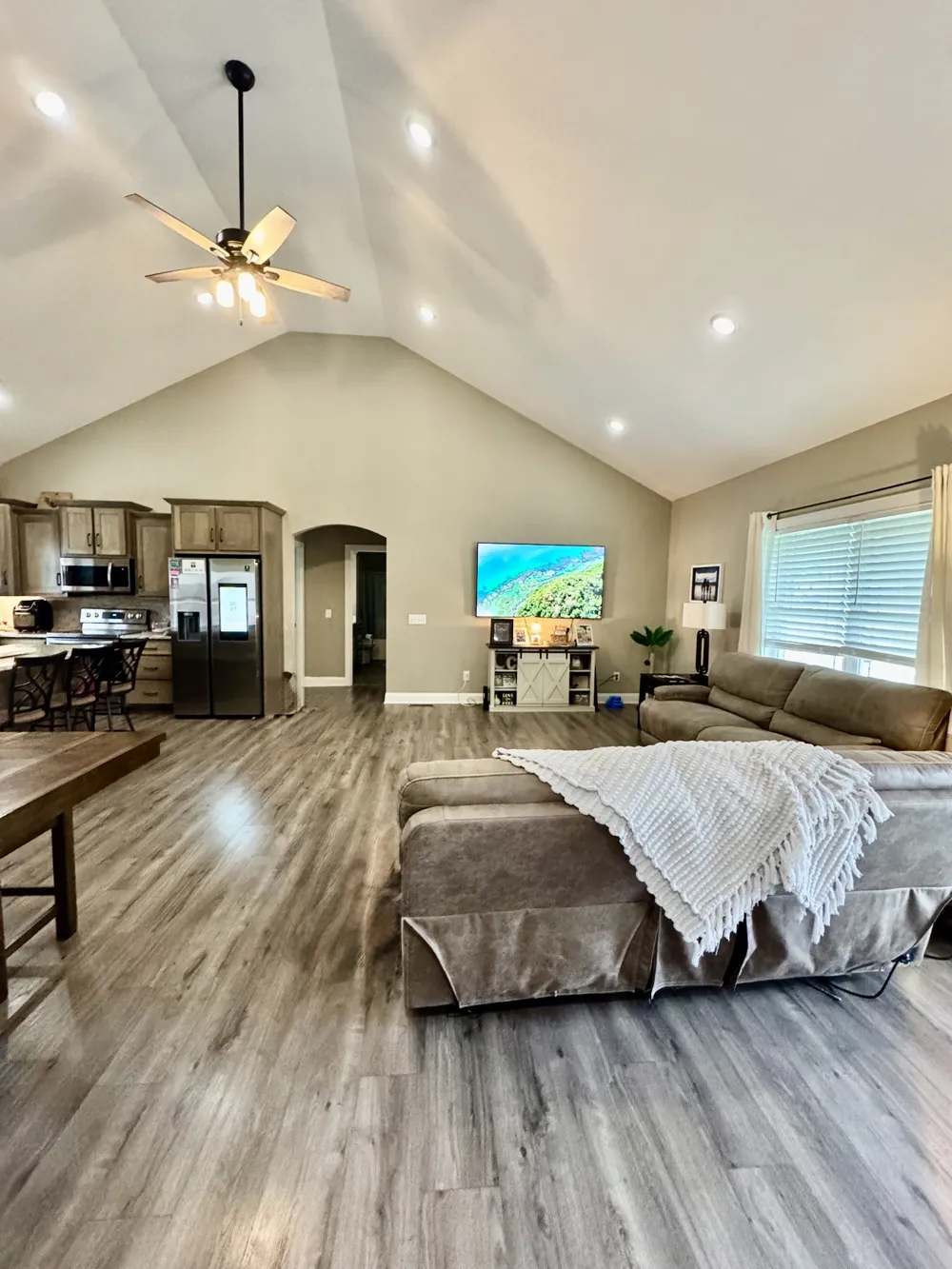180 Mockingbird Ln Hartsville, TN 37074