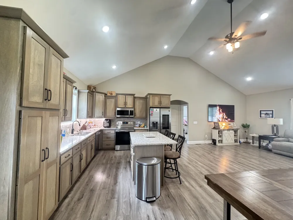 180 Mockingbird Ln Hartsville, TN 37074