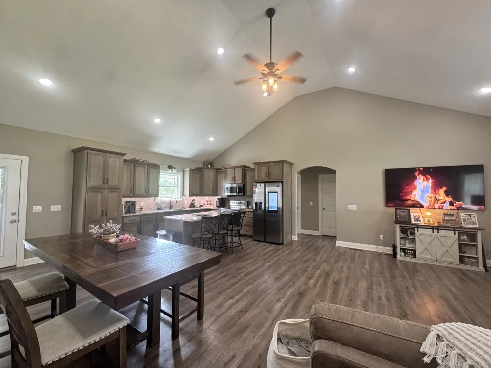 180 Mockingbird Ln Hartsville, TN 37074