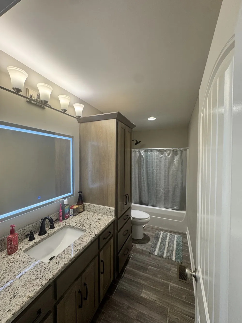 180 Mockingbird Ln Hartsville, TN 37074