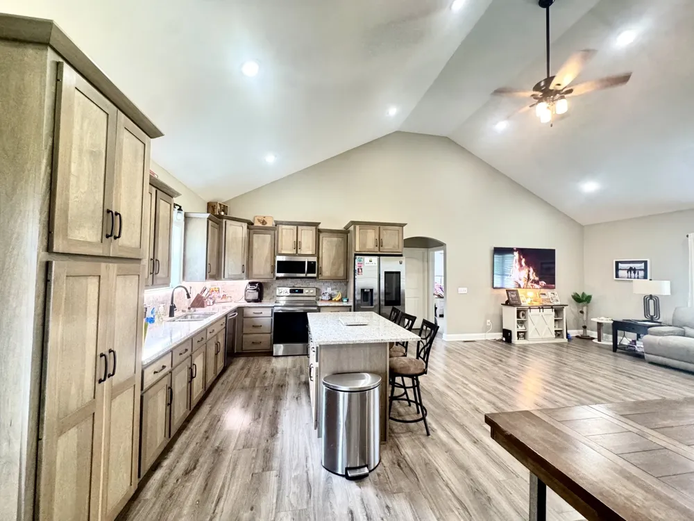 180 Mockingbird Ln Hartsville, TN 37074