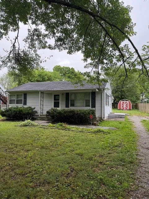 137 North St Portland, TN 37148