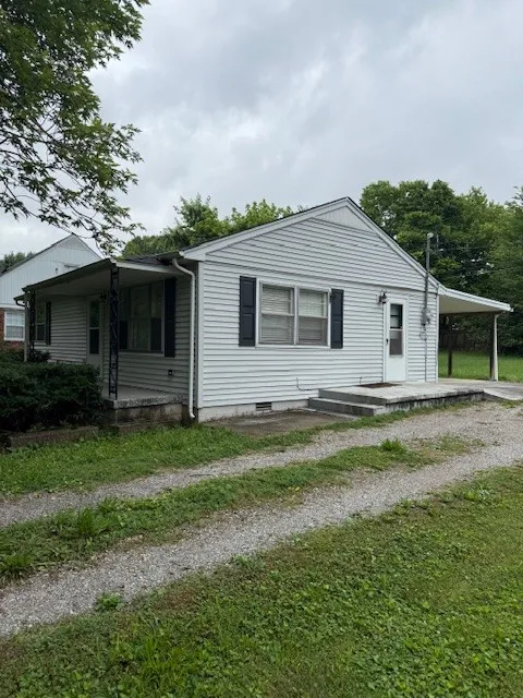 137 North St Portland, TN 37148