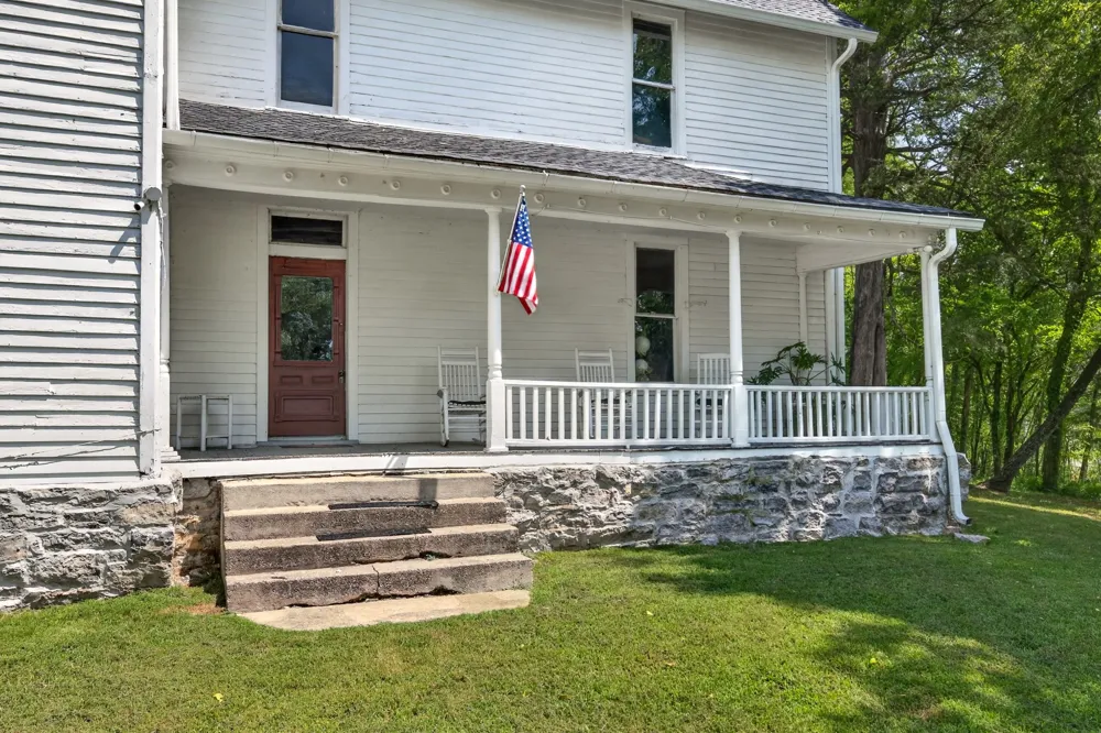 142 Eldad Rd Fayetteville, TN 37334