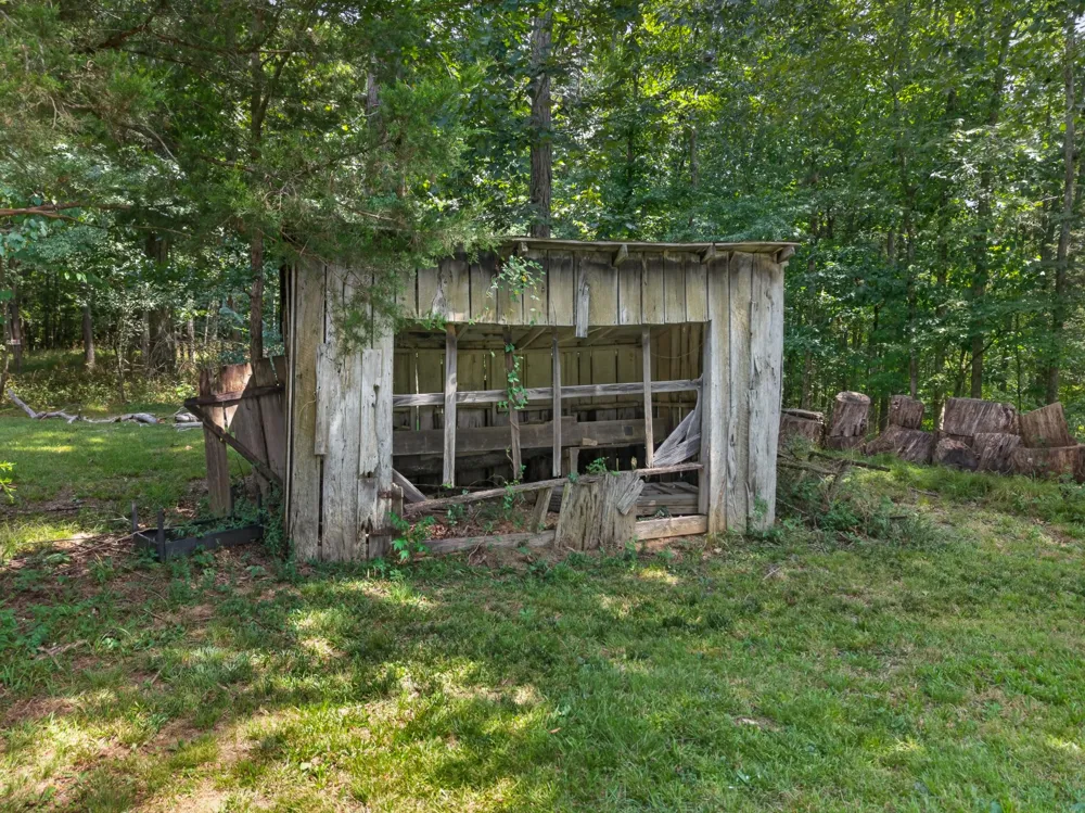 142 Eldad Rd Fayetteville, TN 37334