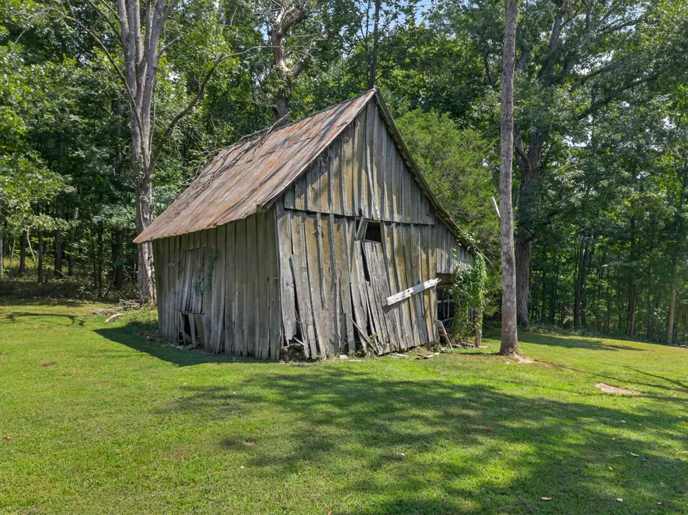142 Eldad Rd Fayetteville, TN 37334
