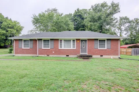 18 Hillsboro Rd