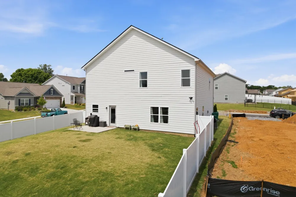 500 Charing Cross Dr Lebanon, TN 37087