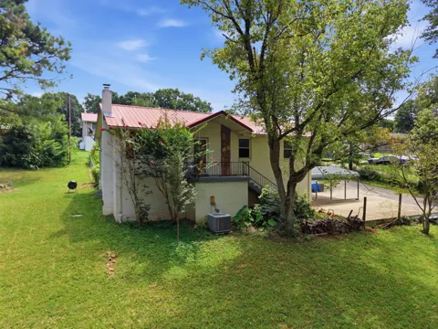 100 Madrid Ct