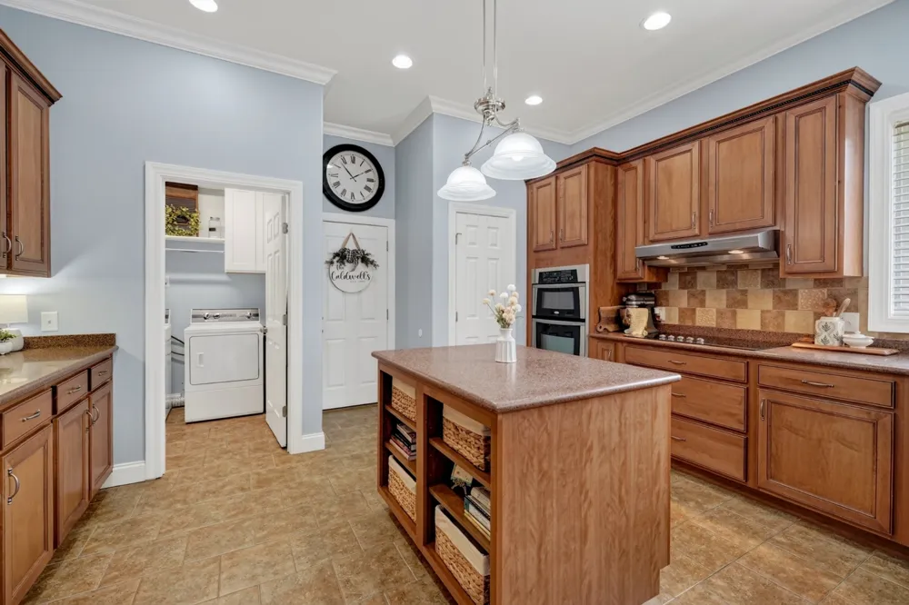 747 Coveview Cir Cookeville, TN 38506