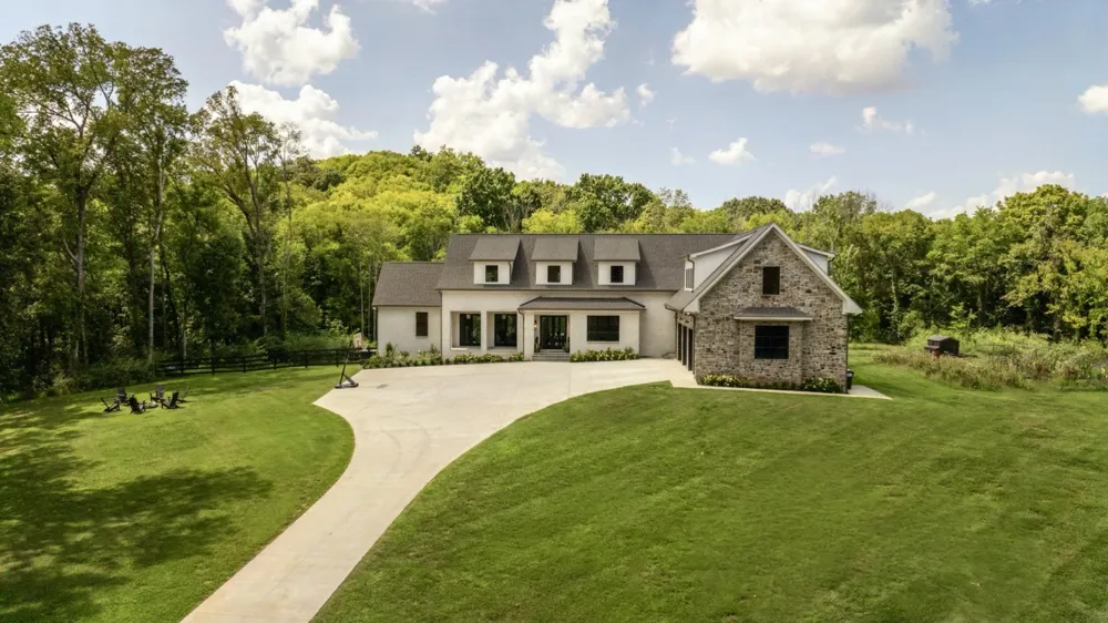 1489 Old Tva Rd Columbia, TN 38401