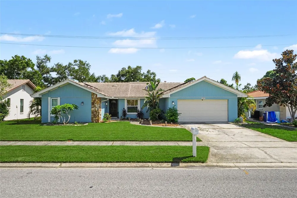 12080 66TH AVENUE Seminole, FL 33772