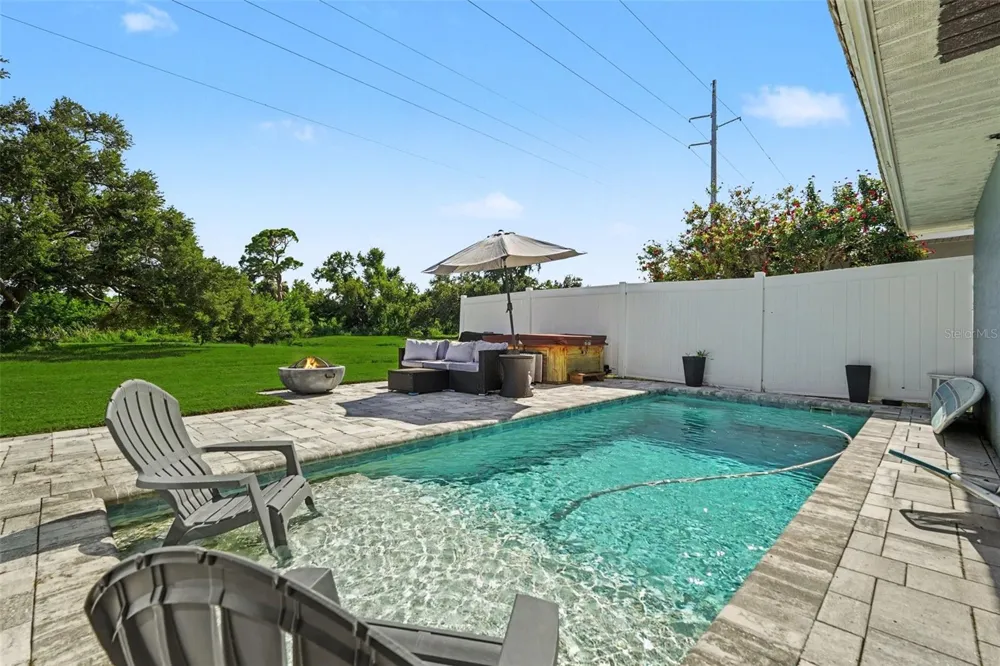 12080 66TH AVENUE Seminole, FL 33772