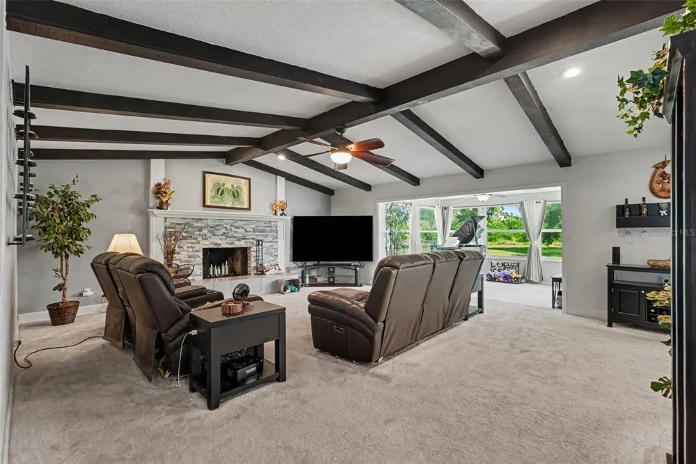 12080 66TH AVENUE Seminole, FL 33772