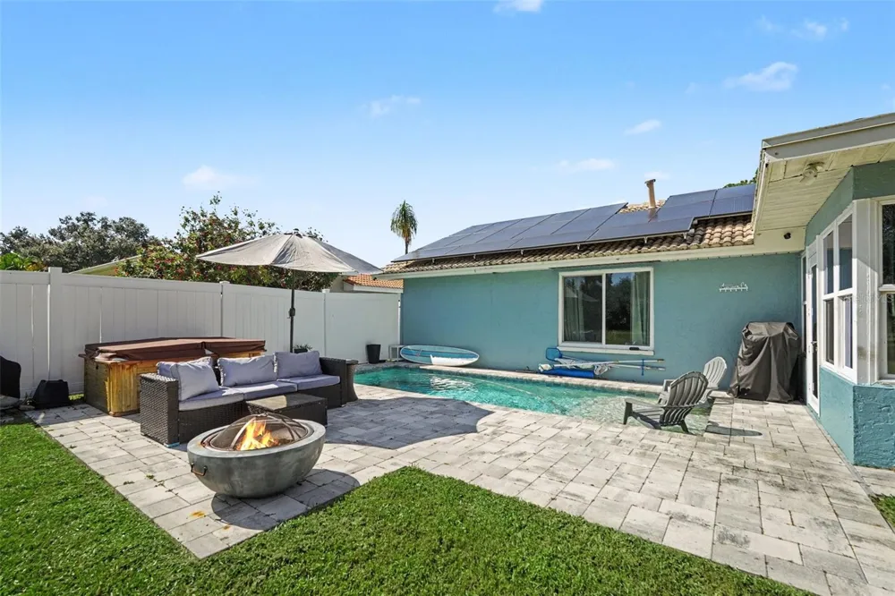 12080 66TH AVENUE Seminole, FL 33772