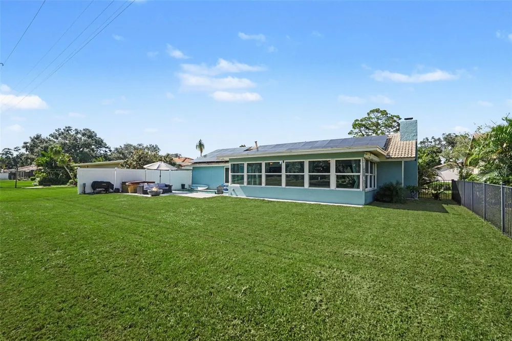 12080 66TH AVENUE Seminole, FL 33772