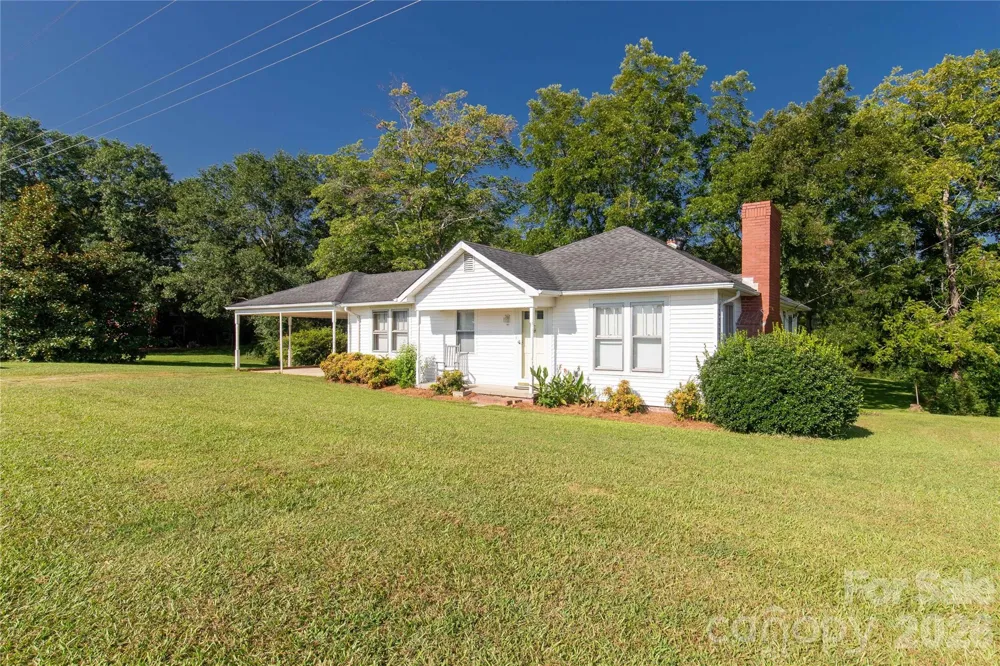 1670 Lynwood Drive Lancaster, SC 29720