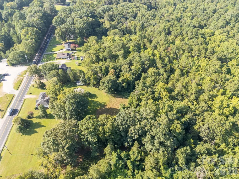1670 Lynwood Drive Lancaster, SC 29720
