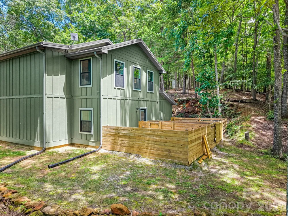 431 Judds Trail Franklin, NC 28734