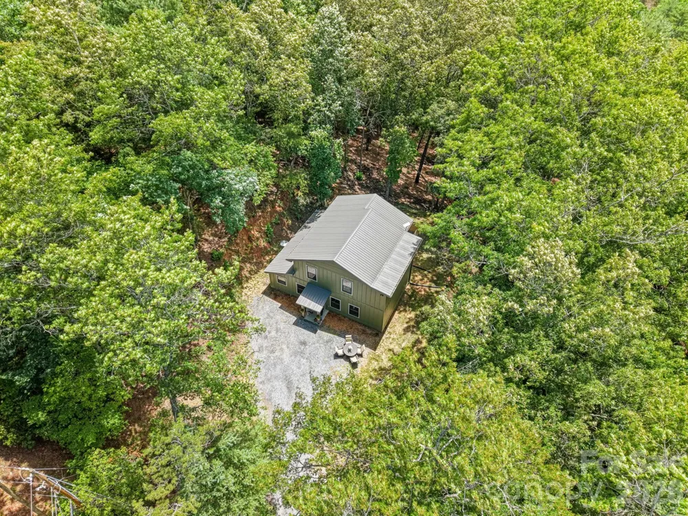 431 Judds Trail Franklin, NC 28734