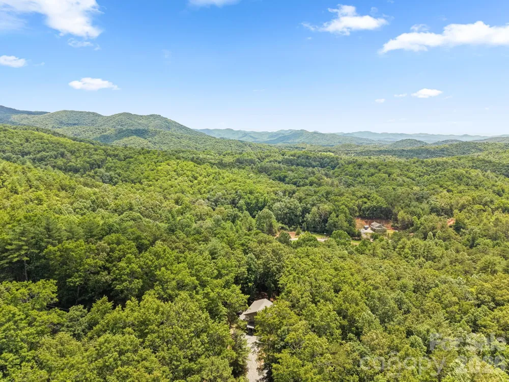 431 Judds Trail Franklin, NC 28734