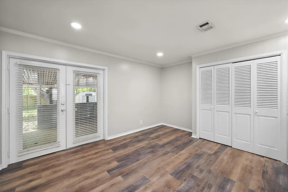 401 Hutson Drive Corsicana, TX 75110