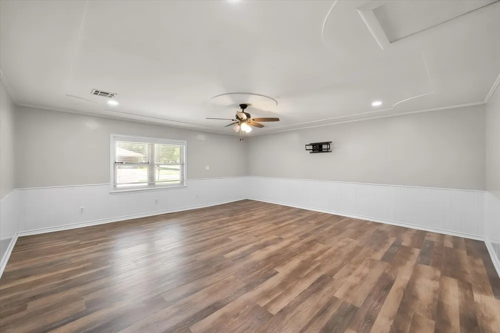 401 Hutson Drive Corsicana, TX 75110