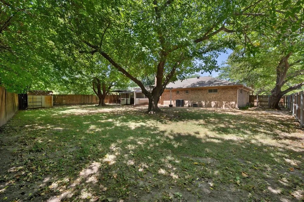 401 Hutson Drive Corsicana, TX 75110