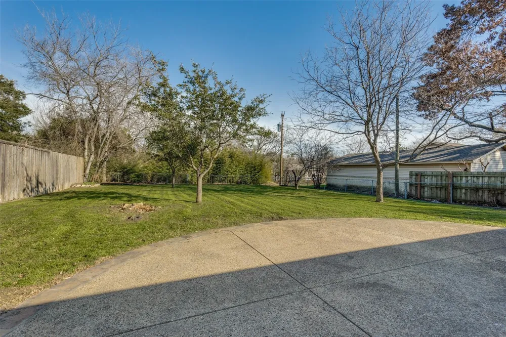1606 W Shore Drive Richardson, TX 75080